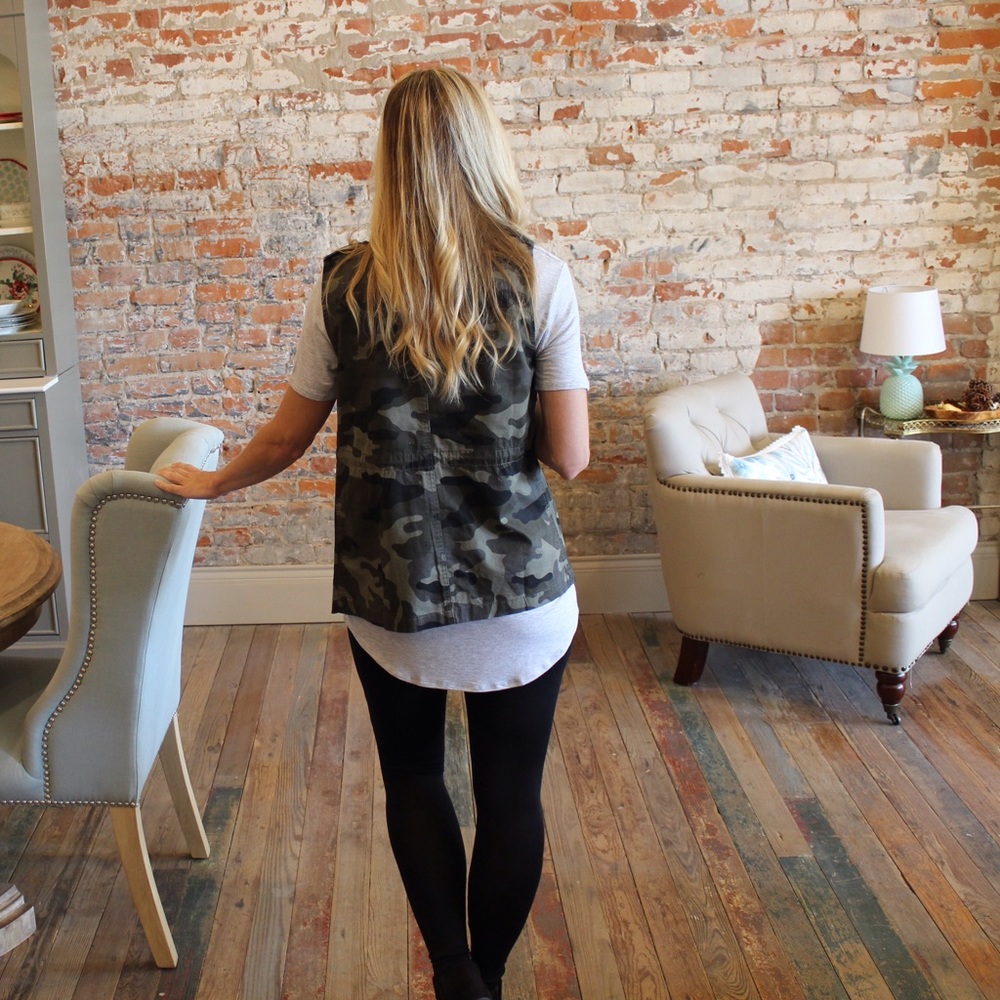 Camo vest - Picture 4 of 5