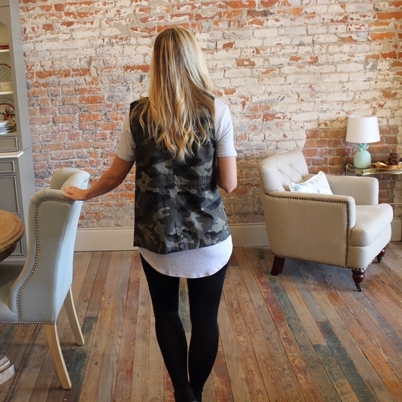 Camo vest - Picture 4 of 5