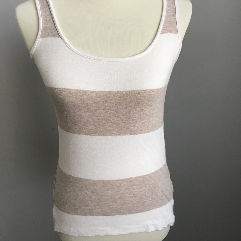 Neutral color tank