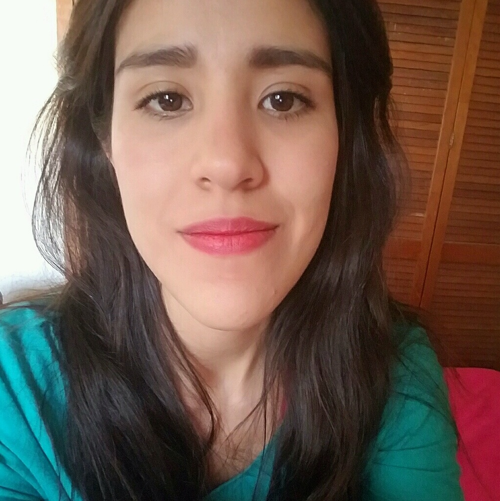 Meet your Posher, Ana