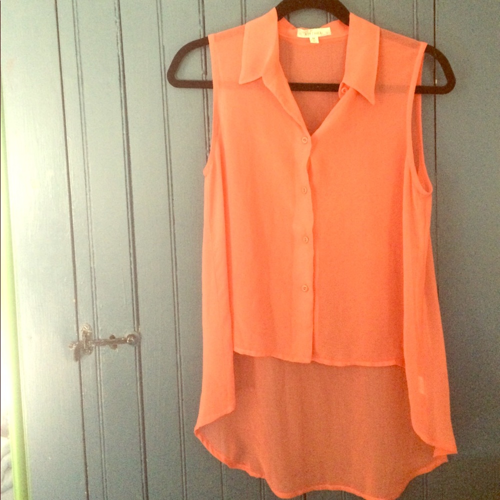 Sheer Alythea high low tank top in medium peach