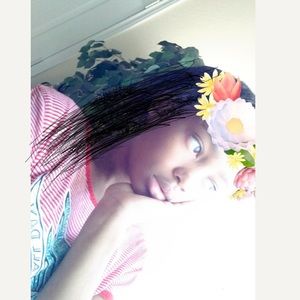 Meet your Posher, Elizabeth