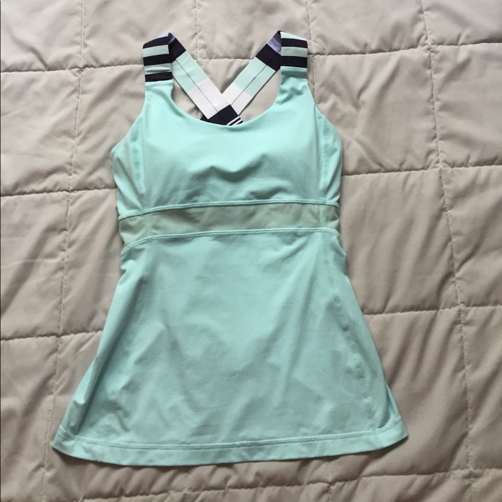 Lululemon top