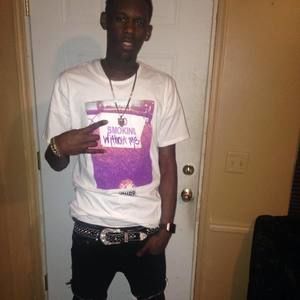 Meet your Posher, Carlos