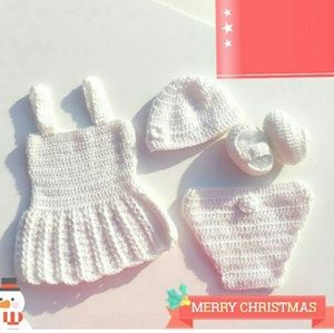 Baby girls handmade crochet set