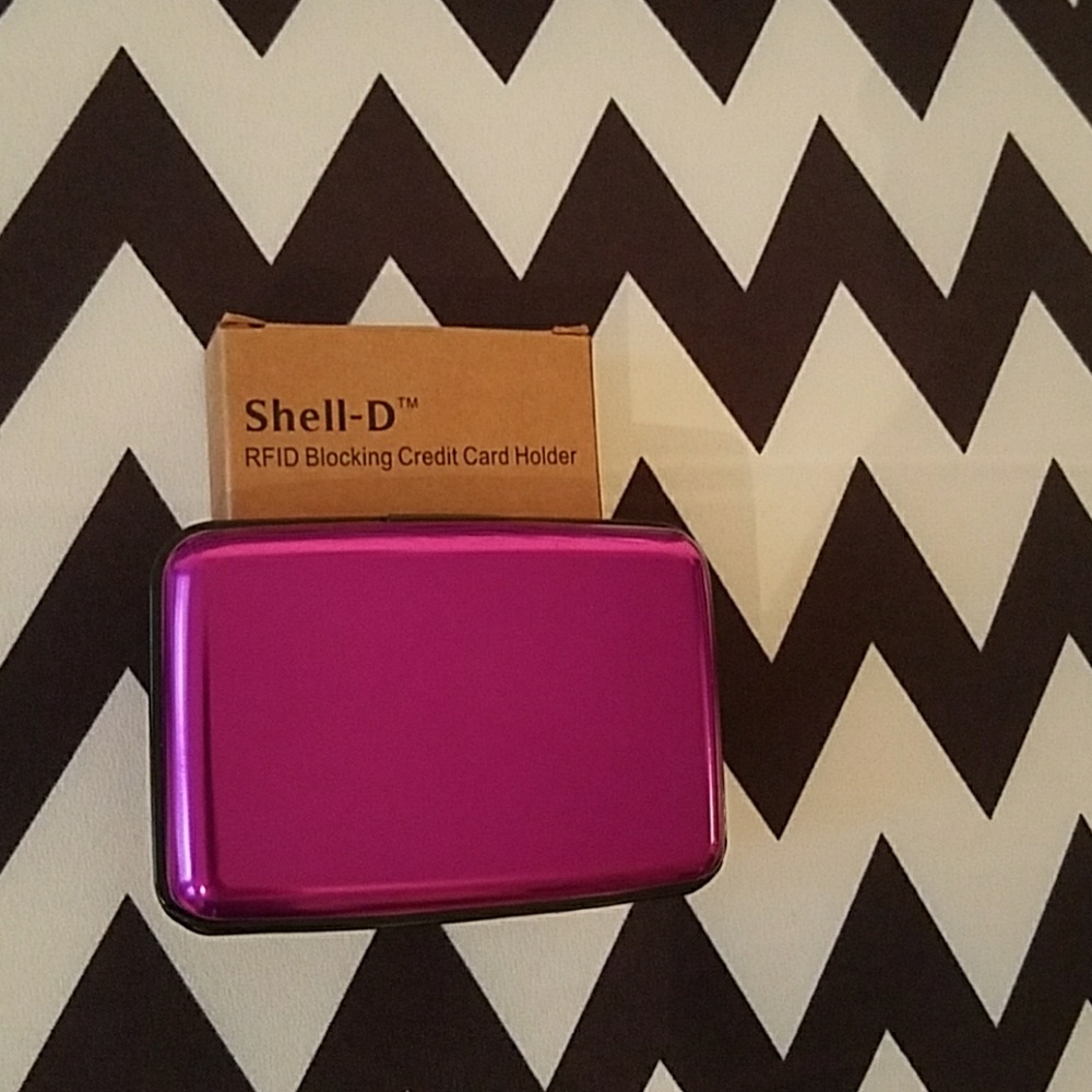 RFID blocking credit card holder