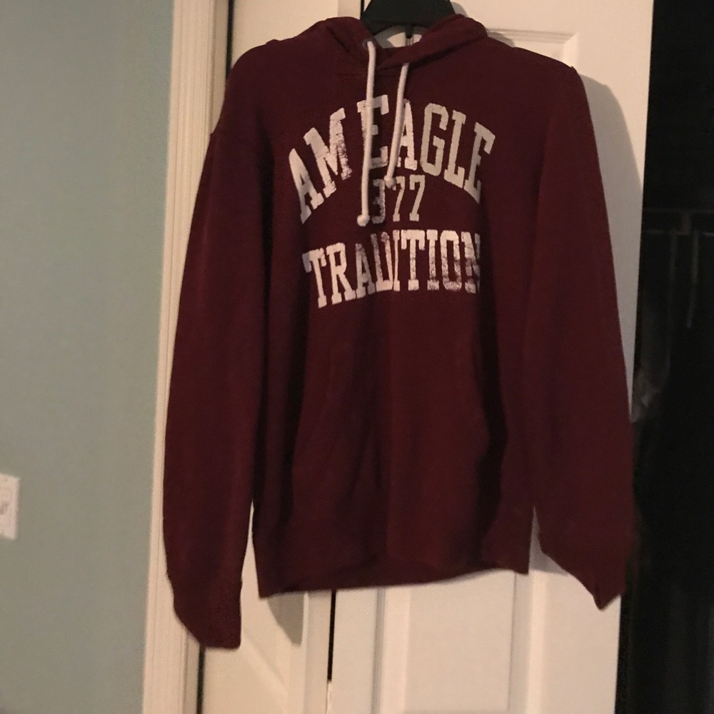 American Eagle sweatshirt