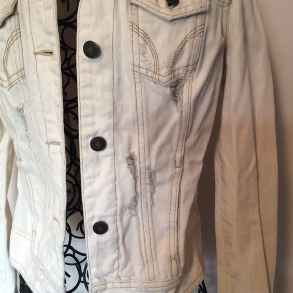 distressed white jean jacket - Picture 4 of 7