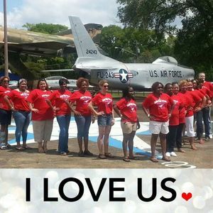 Meet your Posher, Deedee