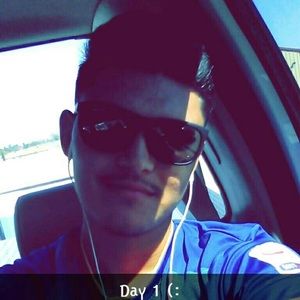 Meet your Posher, Leo