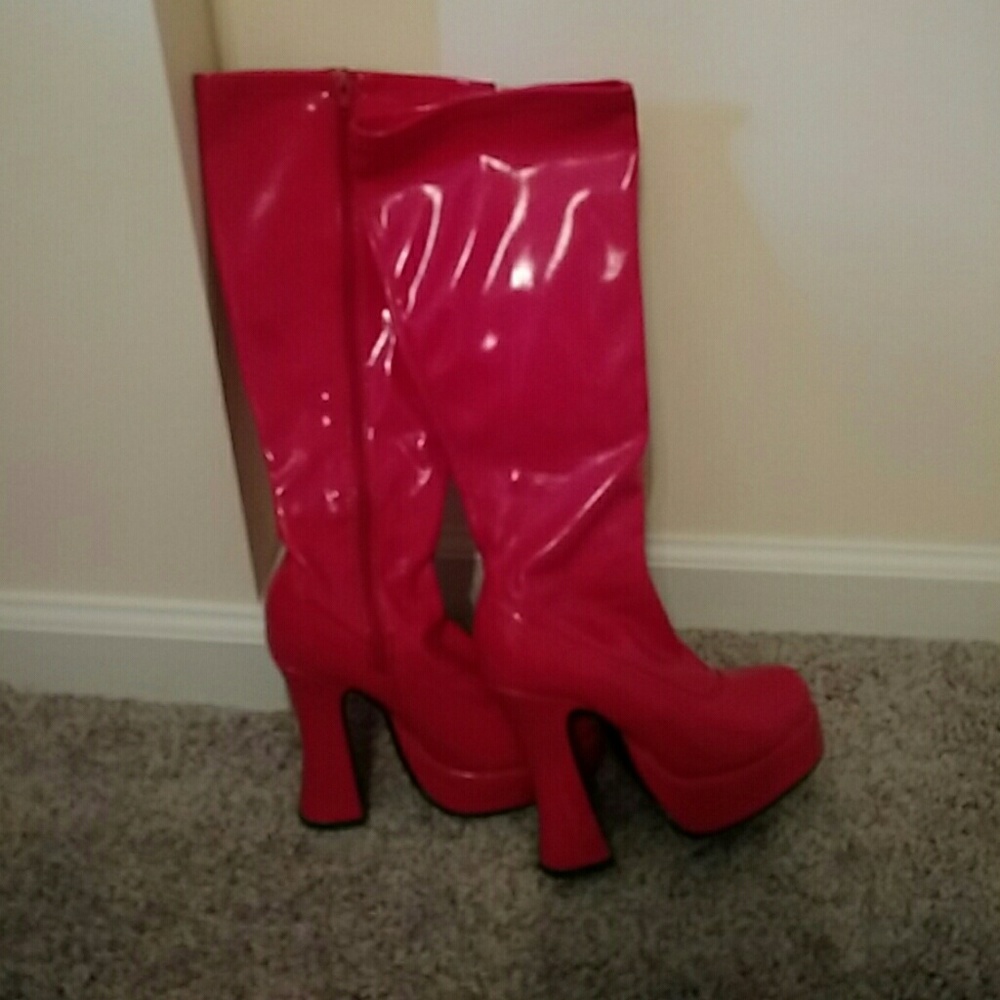 Red High Heel Snow White Boots