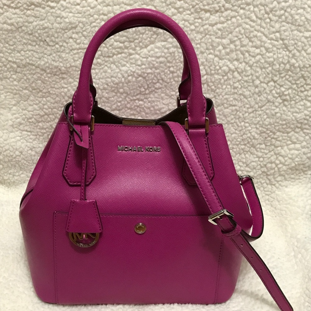 * Trade for lakeeiam34 only * MK Lg Greenwich Bag