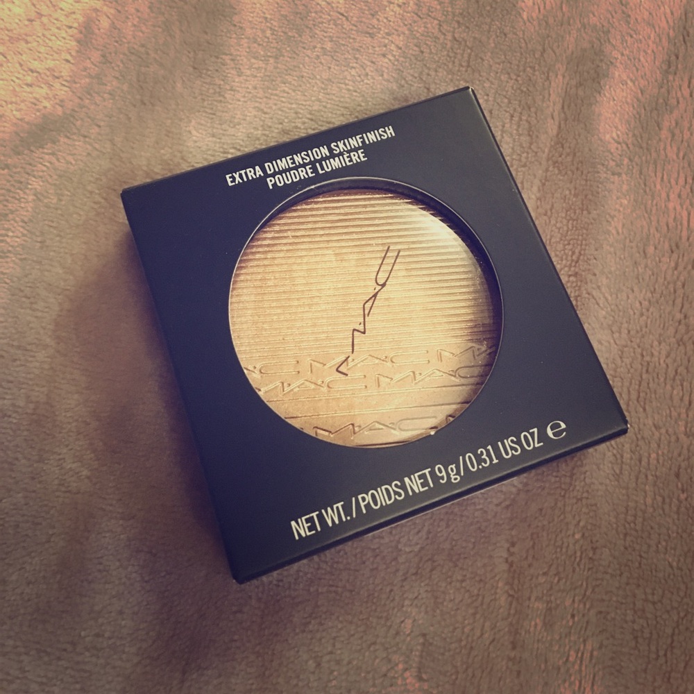 MAC Extra Dimension Skinfinish Hilighter SUPERB