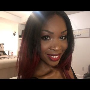 Meet your Posher, Danielle