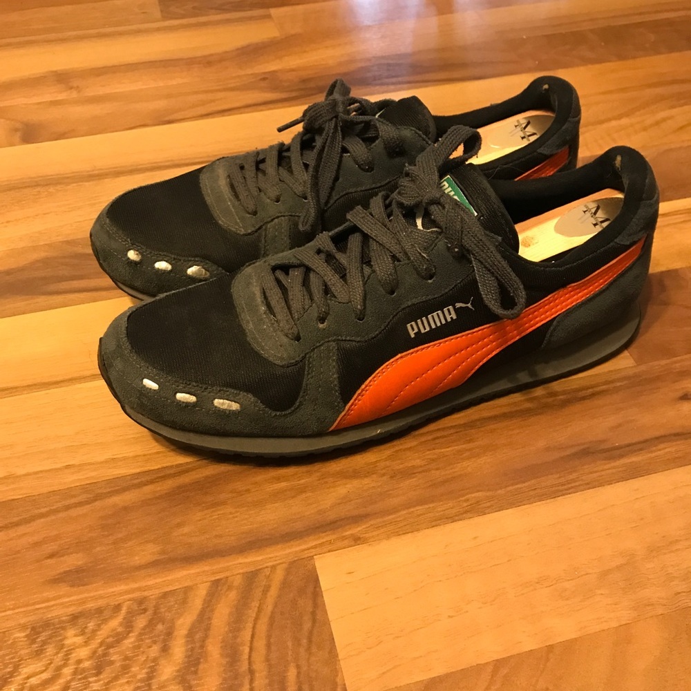 Puma Sneakers
