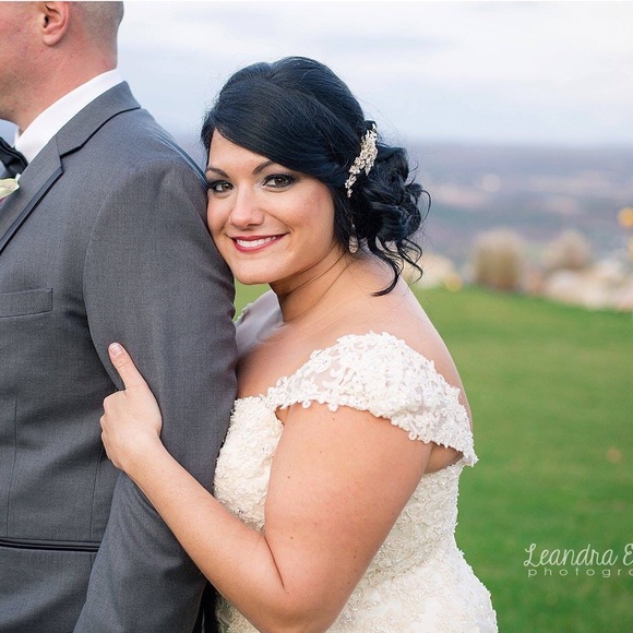 Meet your Posher, Joelyn - Picture 1 of 1