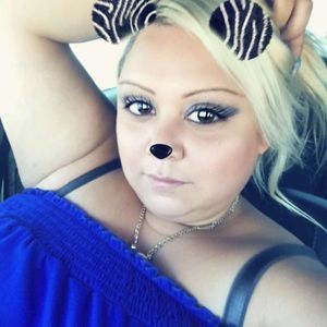 Meet your Posher, Noemi