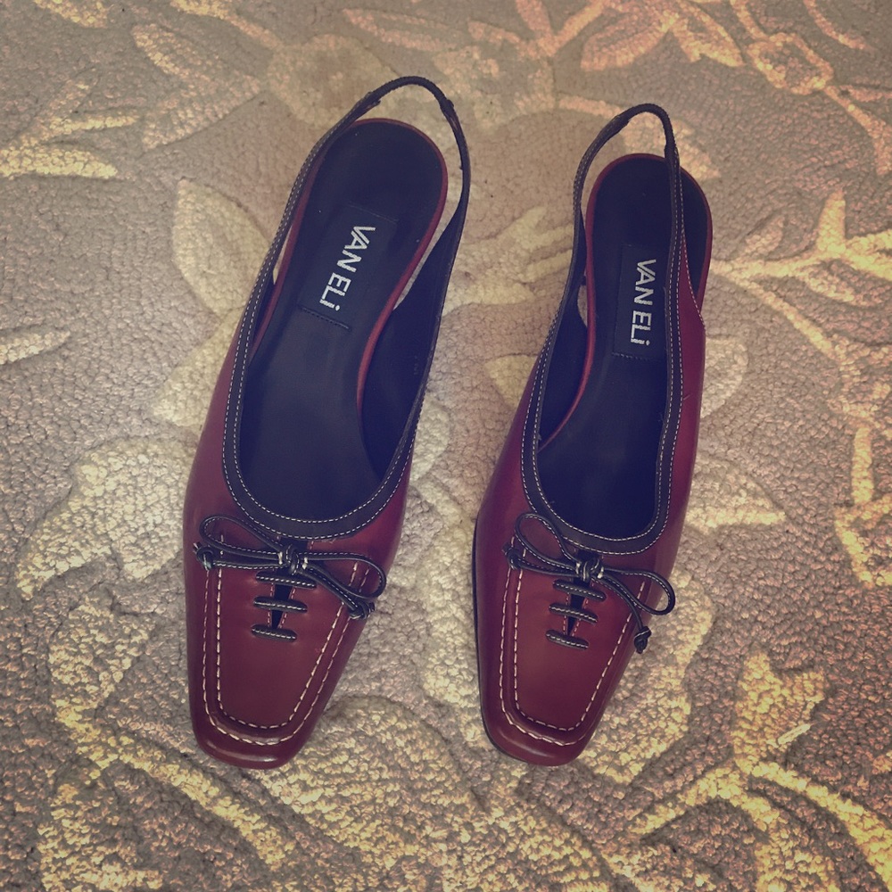 Van Eli Cranberry & Dark Brown Leather Heels NWOB
