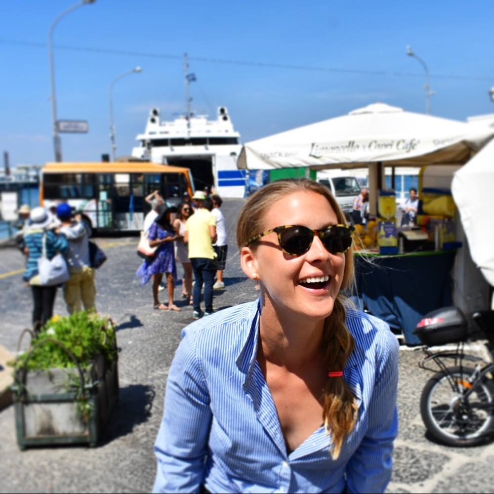 Meet your Posher, Kelly