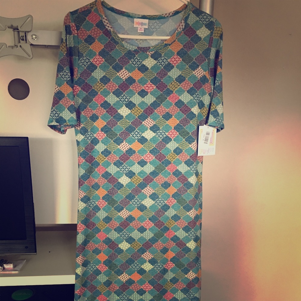 Lularoe Julia, medium, vintage-look!