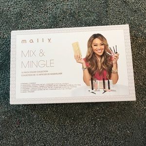Mally Mix & Mingle 12 piece Color Collection
