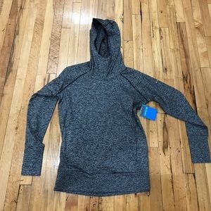 Columbia pullover nwt size medium