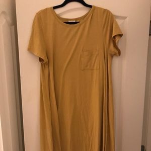 Large mustard Lularoe Carly