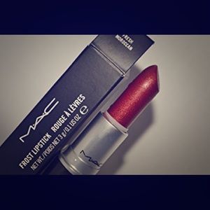MAC lipstick in color fresh moroccan