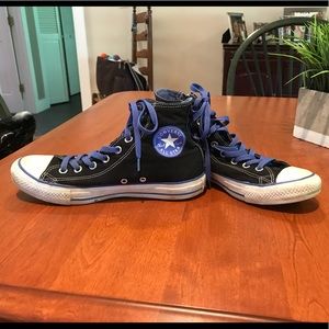 Women's size 9 men's size 7 high top converse