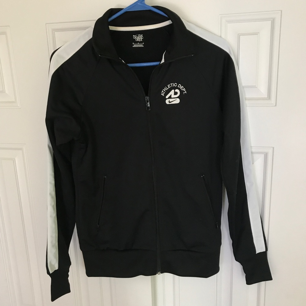 Nike Fitted Athletic Jacket Woman's