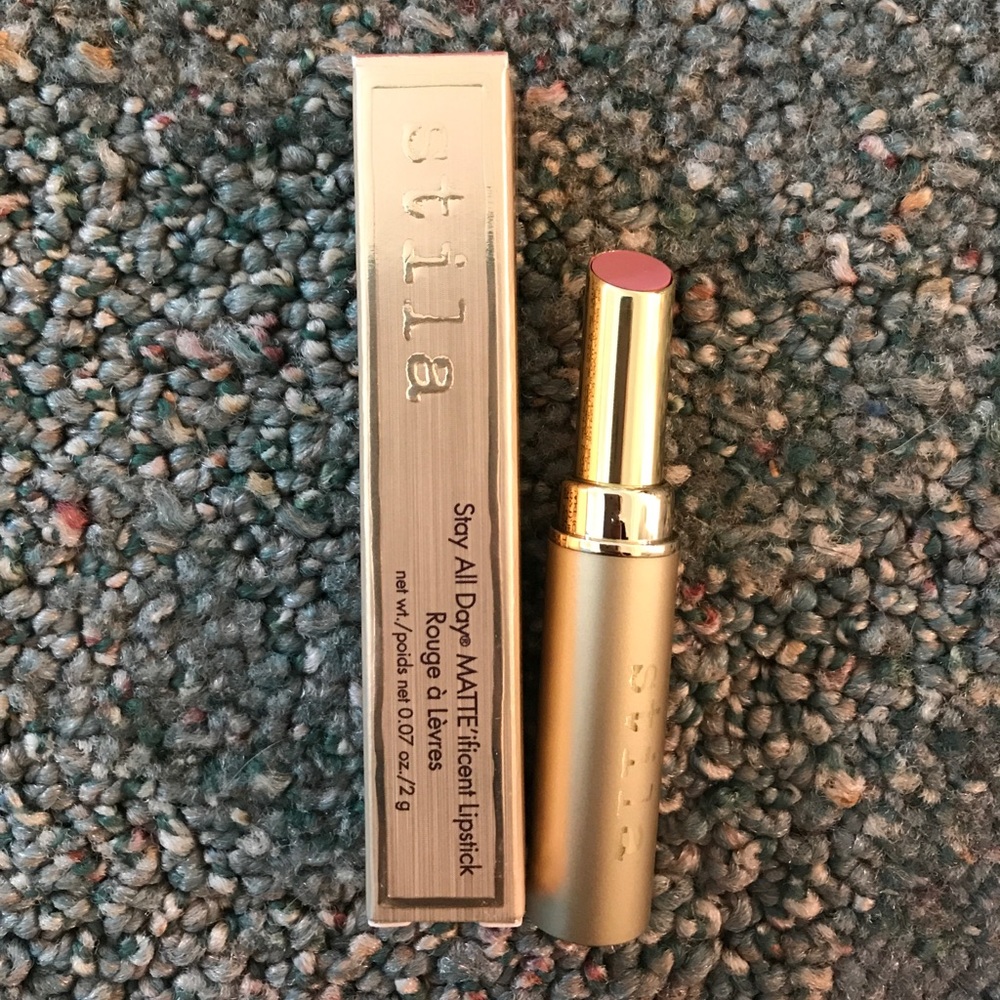 Still Stay All Day Matteificent Lipstick