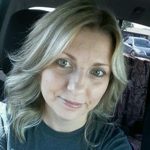 Meet your Posher, Linda