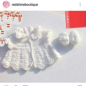 Handmade crochet baby girl set