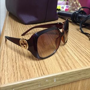 Alluring GUCCI shades with case