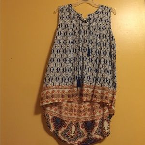 Sleeveless high low shirt