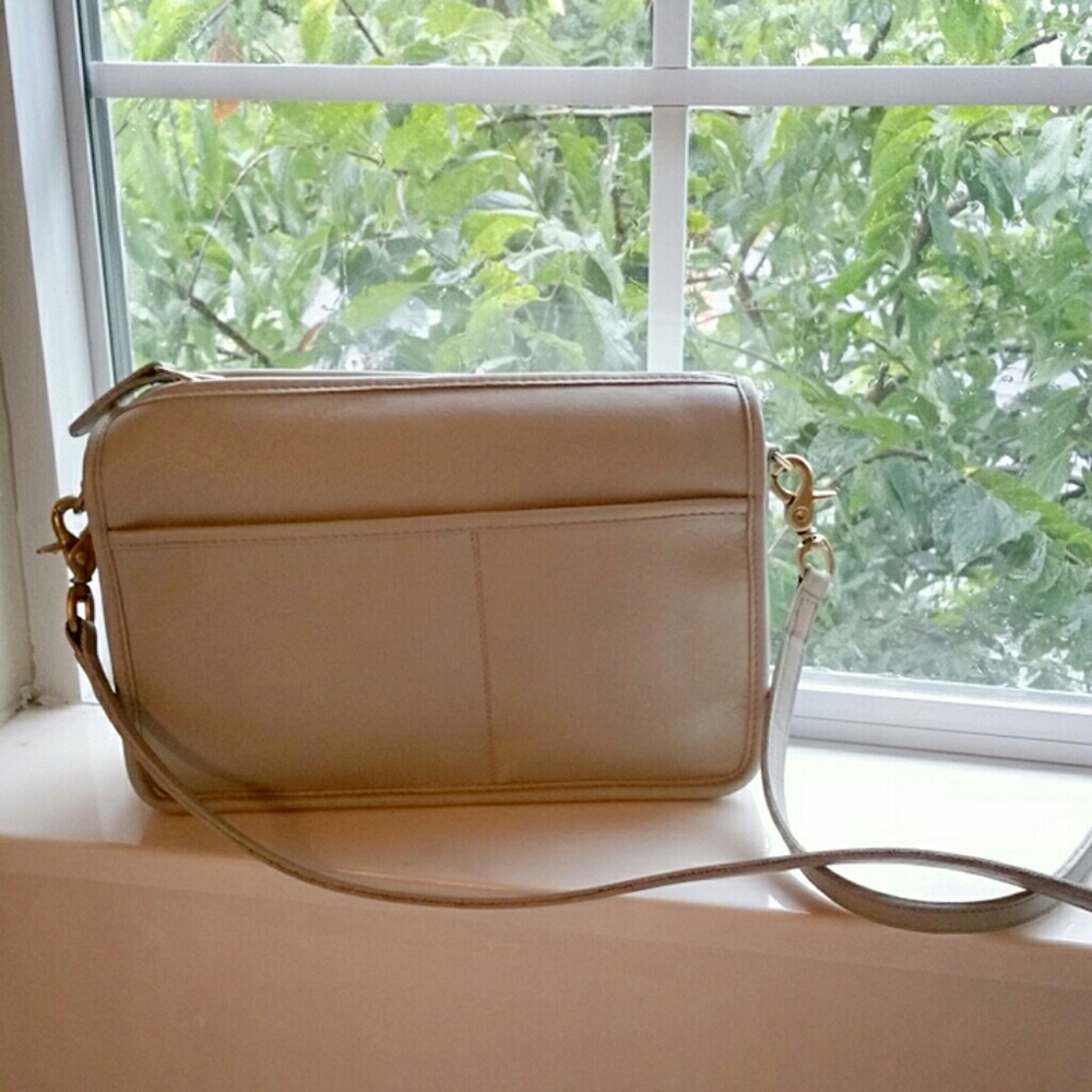 Coach vintage crossbody purse