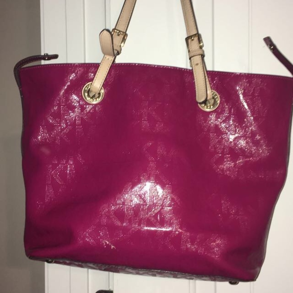 Women's Pink Michael Kors Purse