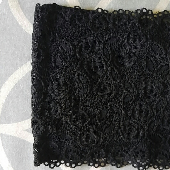 Coobie Intimates Lace Back Bandeau Bra - Picture 3 of 6