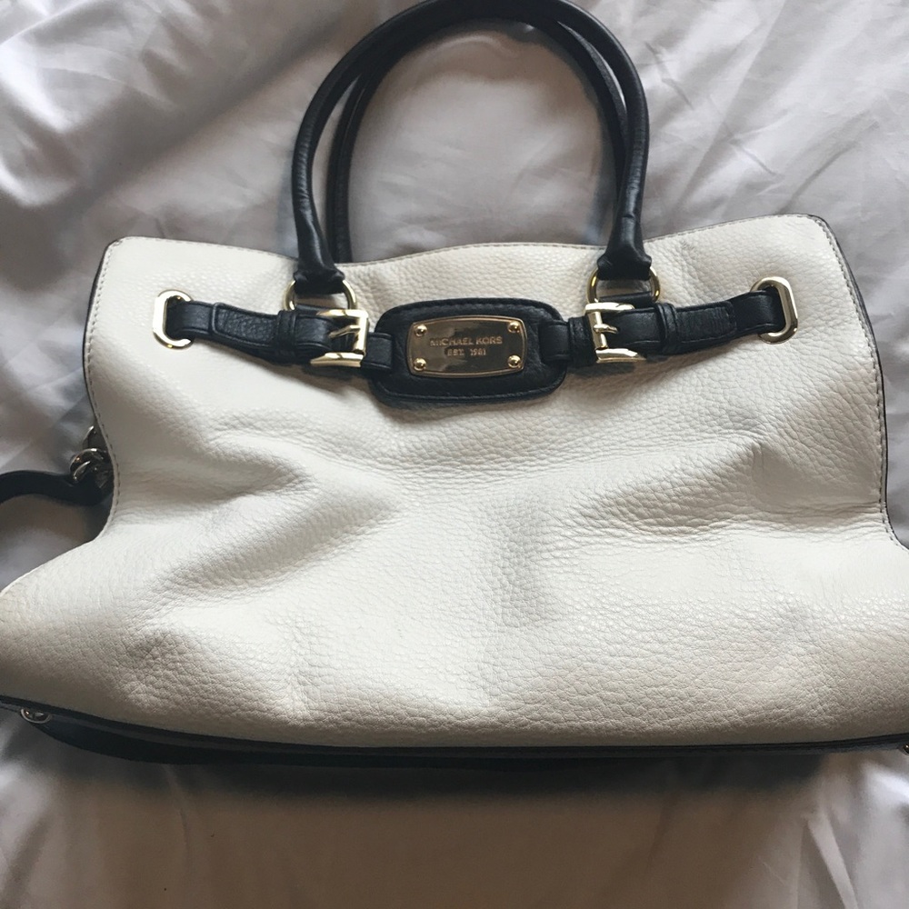 Authentic Michale Kors Leather Bag