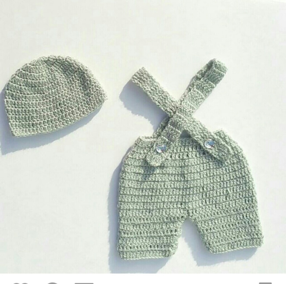 Baby boys handmade knit overalls with hat