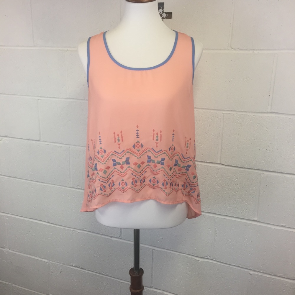 Mine Sleeveless High Low Aztec Design Shirt SZ M