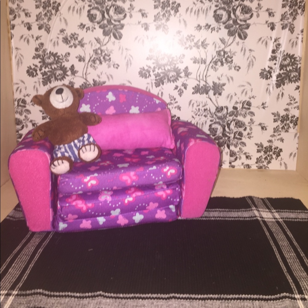 OG doll pull out couch