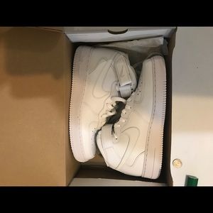 Air Force one Mid