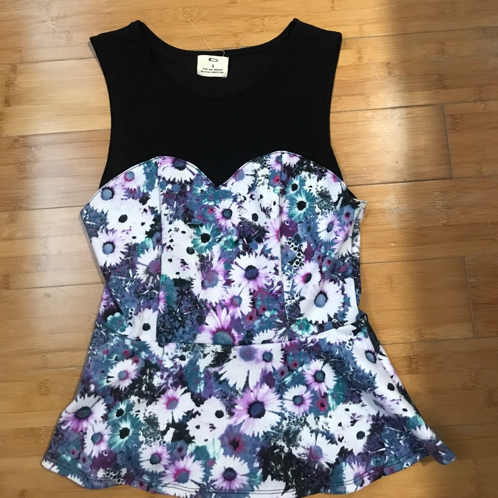 Pins and Needles flower peplum top