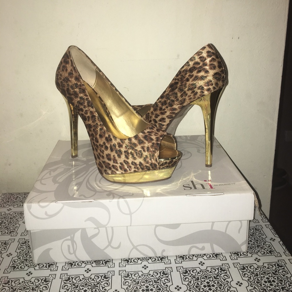 Leopard/gold heels