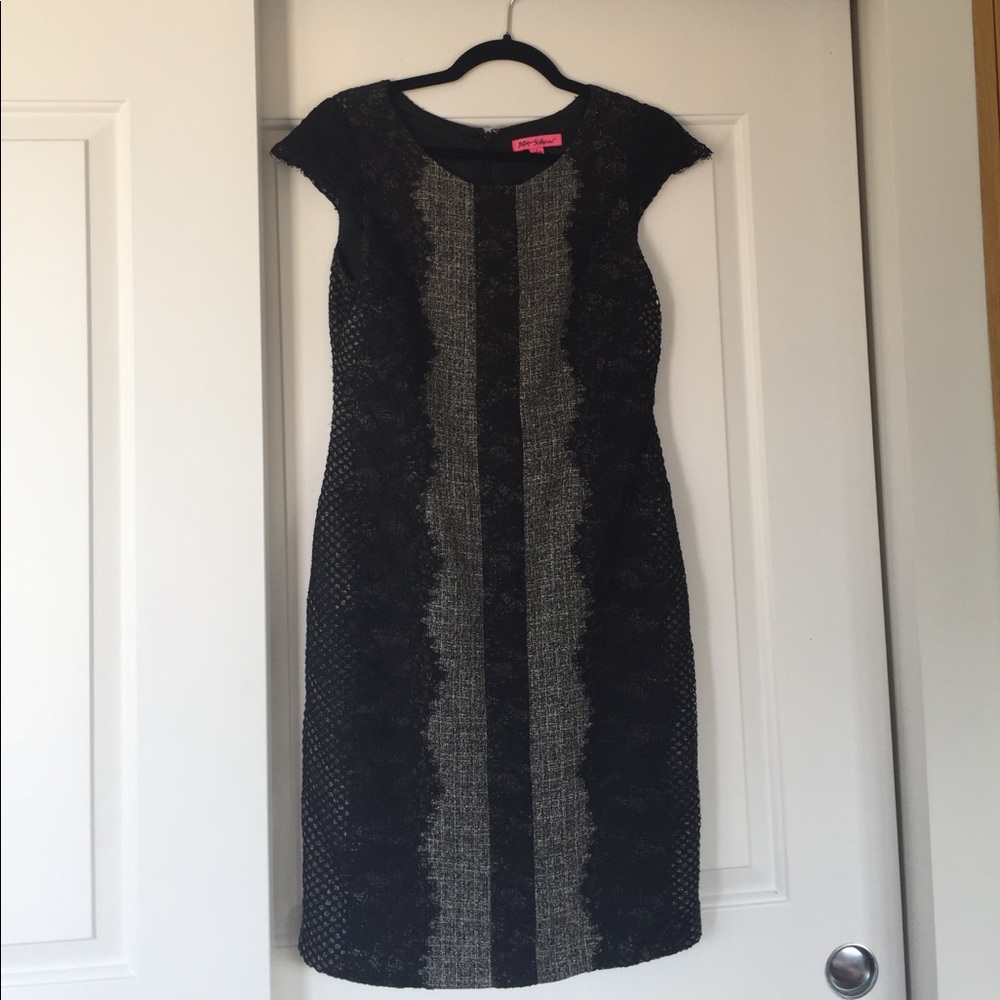 Betsy Johnson sheath dress