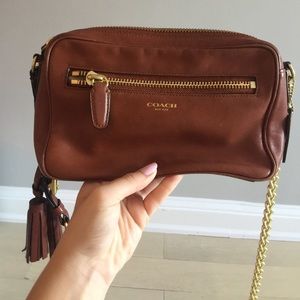 COACH TAN LEATHER PURSE