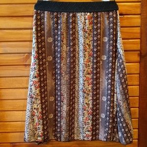 Brand New LuLaRoe Lola Skirt sz Small