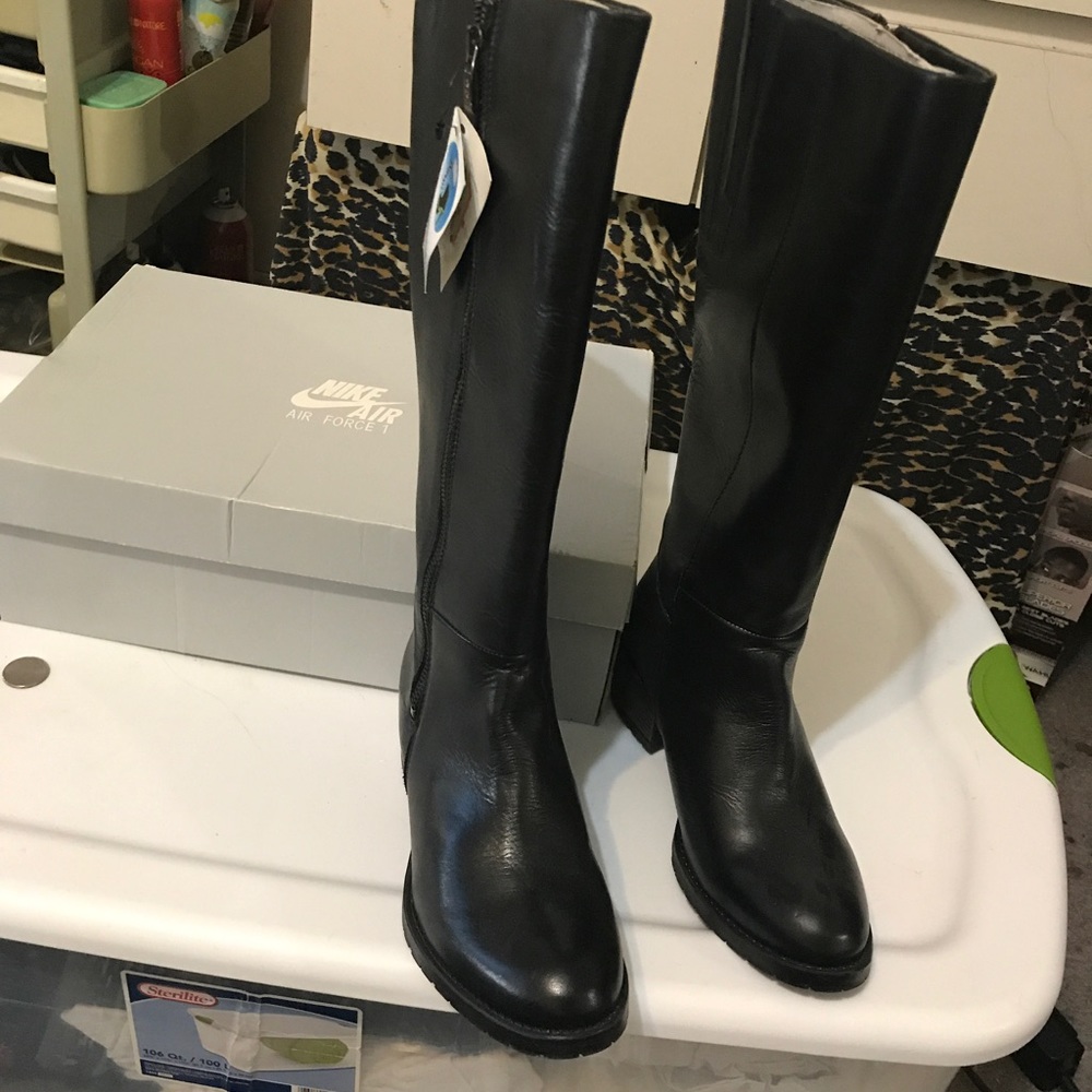 Black boots