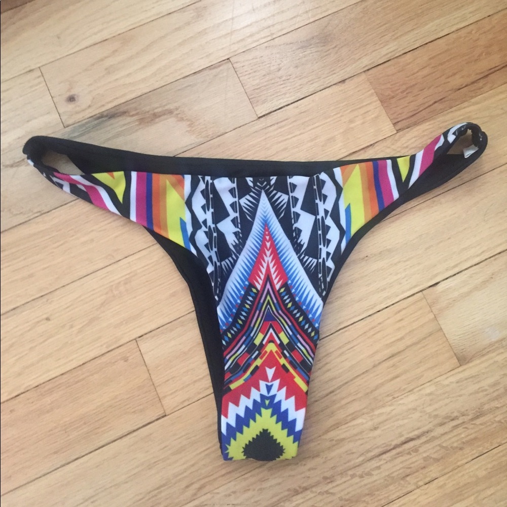 NEW bikini bottoms